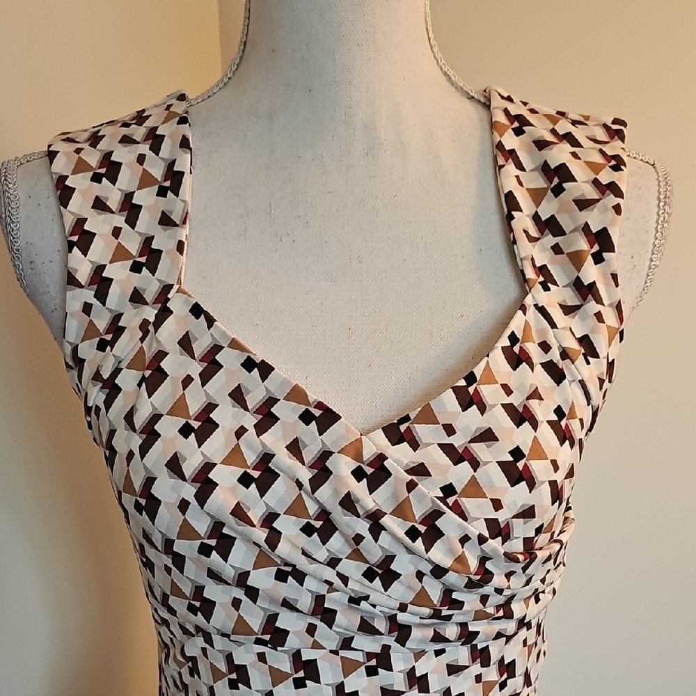 White House Black Market Multicolor Geometric Tank Top - Picture 2 of 7